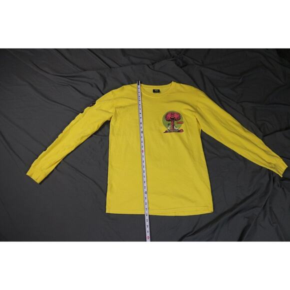 New Stussy Men T Shirt Medium Yellow Multicolor Peace and Love Angels Rare - Picture 6 of 10